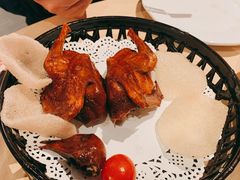 秘制脆皮乳鸽-避风塘(金山万达店)