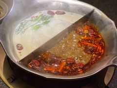 花胶鸡鸳鸯锅-湊湊火锅·茶憩(和平大悦城店)