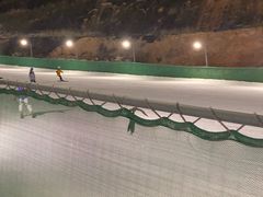 -采薇庄园四季滑雪场