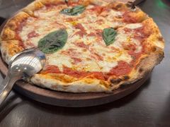-卡佩罗意大利餐厅及酒吧Al Cappello Trattoria