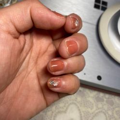 -苏彩·皮肤管理美甲美睫