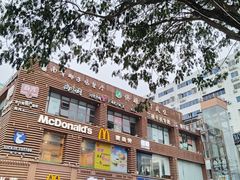 -解放路步行街