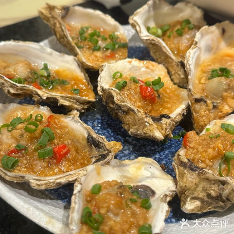 吃吃喝喝最快乐了[礼花]