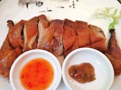 脆皮酸梅鸭-一江春水·杭帮臻宴(三台山店)