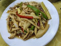 -万佛湖许老大铁锅鱼(黑金冠店)