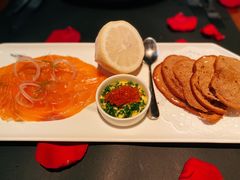 温热烟熏三文鱼-壳里西餐厅Coquille Seafood Bistro(蒙自路店)