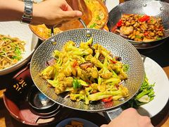 -雀舞云南菜(天津天河城购物中心店)