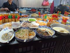 -鼎夫人·小酒文化餐厅(淡水桥店)