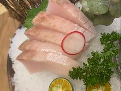 章虹鱼刺身-一本钓鲔鱼屋