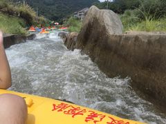 -虎啸峡漂流