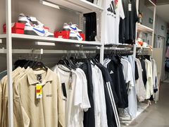 -唯品会(北京国瑞城店)
