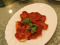 蒜香煎焗排骨-六婶西关小厨(光塔路店)