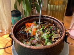 牛肝菌洋芋铜锅焖饭-山茶云南菜(中关村店)
