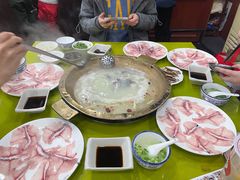 -颜氏双江清水鱼一养身火锅(磁器口店)