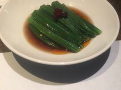 椒麻秋葵-港丽餐厅