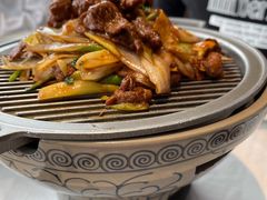经典葱爆小羔羊肉-悦融·京鲁菜·露台花园(安定门店)
