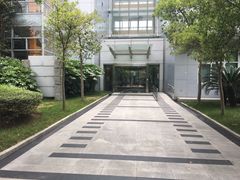 -张江微电子港·地面停车场