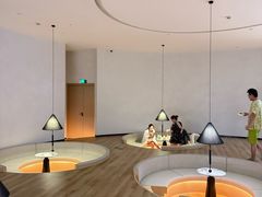 -涨巢·潮玩水疗局