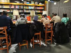 -西西弗书店&矢量咖啡(凯德晶萃广场店)