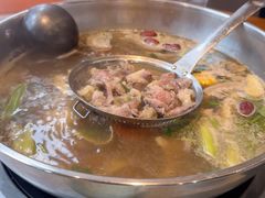 -乡土黄·鲜牛肉火锅·小龙虾(兴业街店)