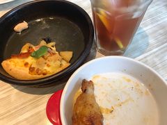-必胜客(证大大拇指店)