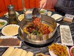 -老船舫·现做活鲜鱼馆(东郊记忆店)