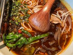 -SHAN山(前滩太古里店)