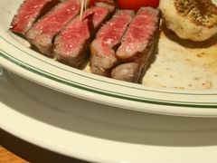 美国湿式熟成眼肉牛排-MONICH牛排融合餐厅(和义大道购物中心店)