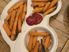 -汽车博物馆主题餐厅