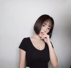 -变画·发型STUDIO