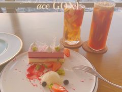 -杏荟旋转餐厅(广州爱群店)