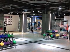 -一兆韦德健身(张杨路店)