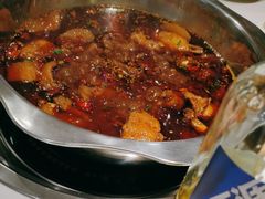 -川囧肥肠鸡·美蛙鱼锅(平高广场店)
