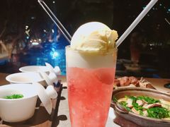 -穹六人间 people 6(岳阳路店)