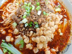 -丁丁猫重庆小面(徐州路店)