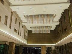 -南阳建业森林半岛假日酒店