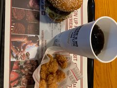 -The Habit Burger Grill 哈比特汉堡(复兴soho店)