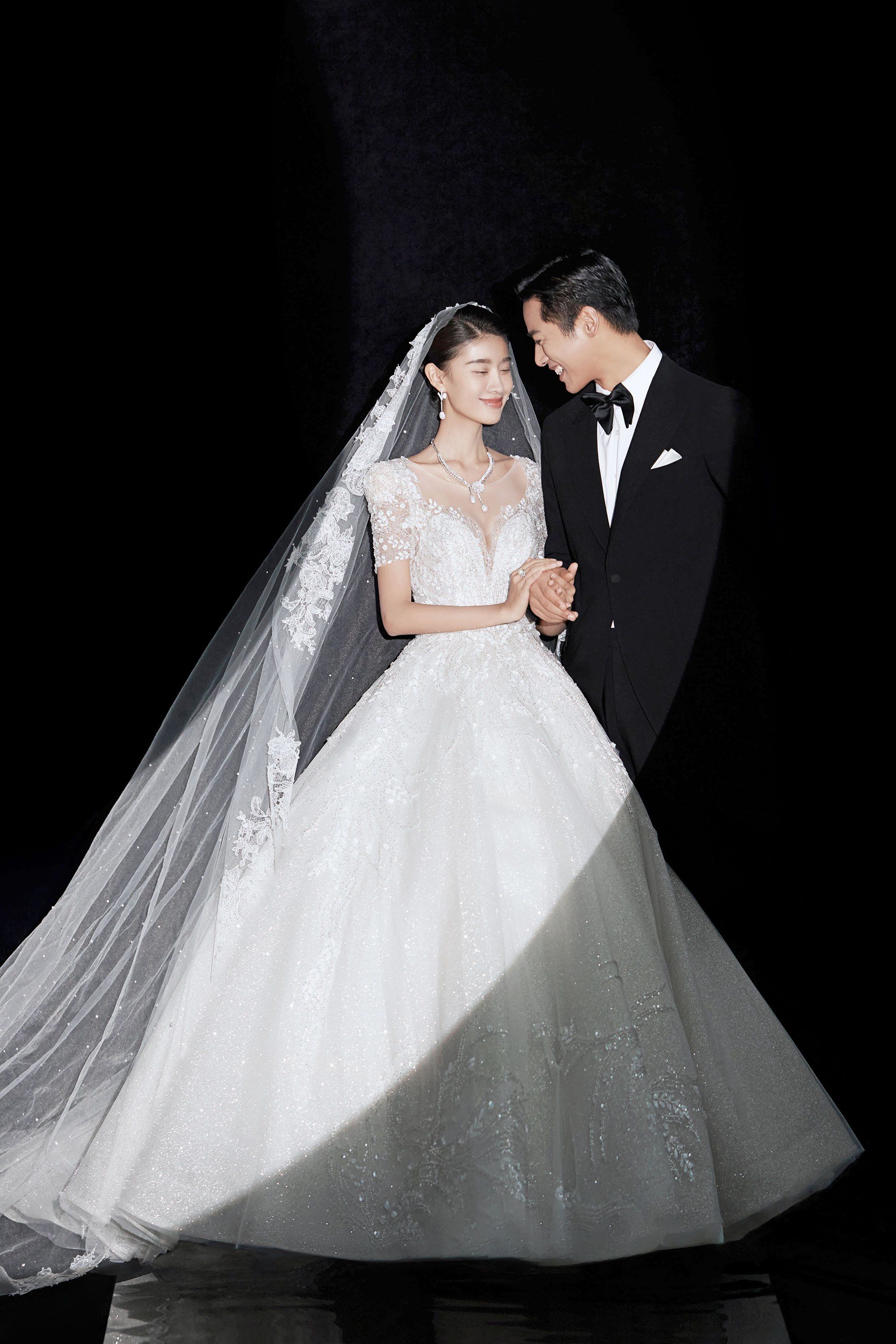 幻想着能够成为童话中的公主 与王子一同完成心中的公主梦