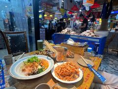 -喝丢一只鞋海鲜烧烤·海肠捞饭(市场店)