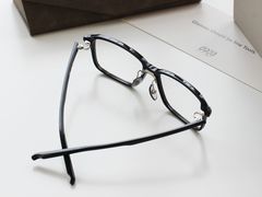 -目艮眼镜SHOWROOM(品牌集合店)