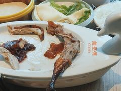 -龙聚德北京烤鸭(沙坪坝华宇A馆店)