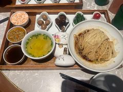 -松鹤面馆·古法焖肉面(观前店)
