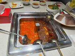 -海底捞火锅鲜切牛肉主题店(长寿路店)