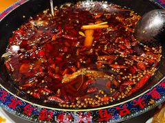 -何师傅美蛙鱼头(汉街店)