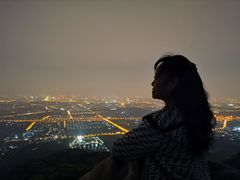 -鬼笑石后山停车场