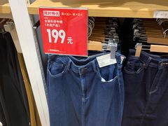 -优衣库(上海虹口龙之梦店)
