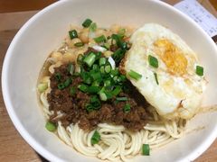 -呼啦面馆·头牌豌杂面(爱琴海店)