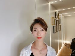 -BULB STUDIO 巴柏明星发型工作室