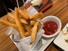 -澳美客(铜锣湾翡翠明珠广场店)