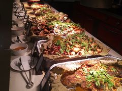 -海口绿发希尔顿酒店-田园汇自助餐·三文鱼·海鲜